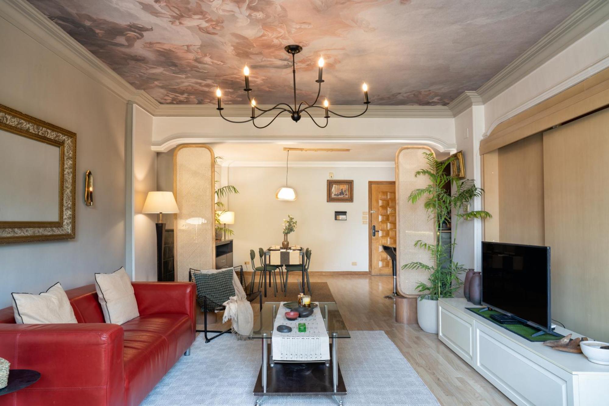 Apartment The Crimson Sun Charm *
